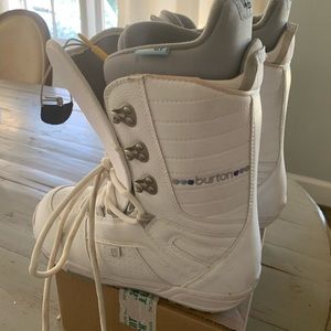 Burton imprint snowboard boots Women